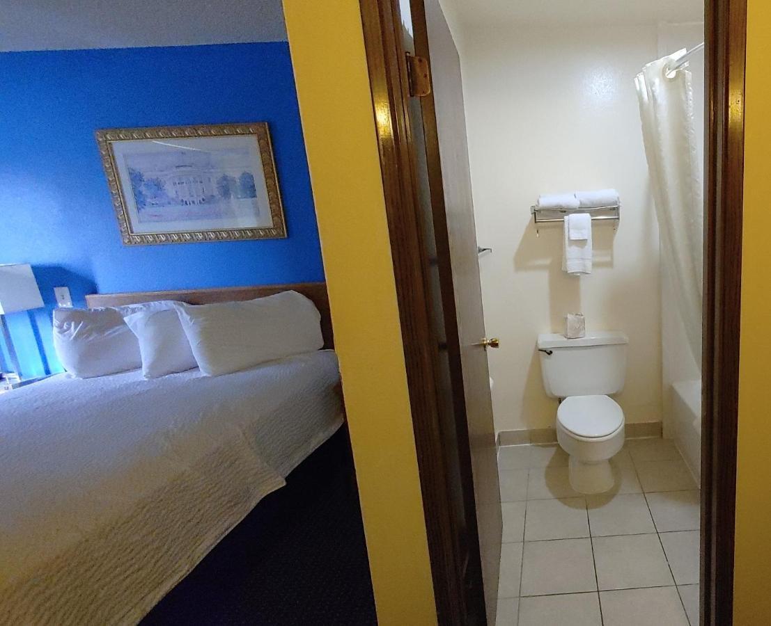 Days By Wyndham Area Motel